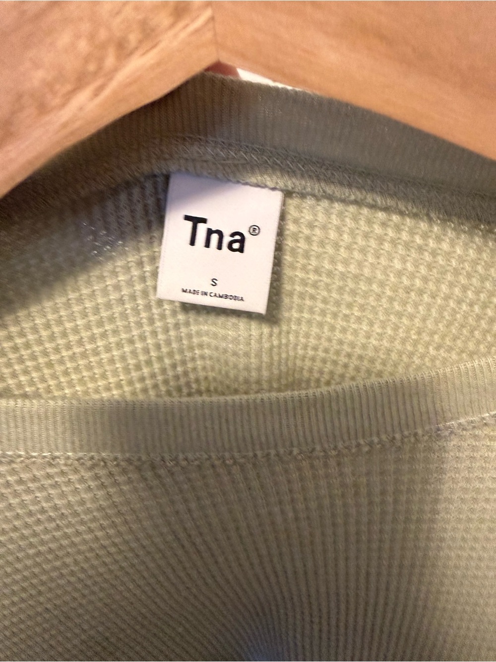 Aritzia TNA Waffle Knit Crew Boxy Long sleeve in Seagrass Green - Picture 7 of 11
